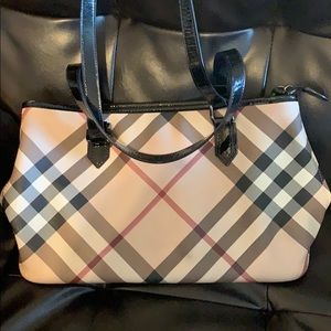 Great condition burberry bag